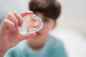 L&#039;Ortodonzia Invisibile presso il Dentista dei Bambini a Eur Torrino